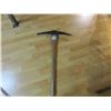 Image 1 : Old pick axe