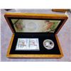 Image 1 : 2005 $5 silver coin & stamp set