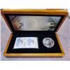 Image 1 : 2005 $5 silver coin & stamp set