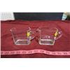 Image 1 : 2 glass measuring cups