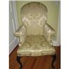 Image 1 : QUEEN ANNE STYLE UPHOLSTERED ARMCHAIR #1655082