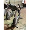 Image 2 : *NL LOC* LIFE FITNESS 95C UPRIGHT BIKE