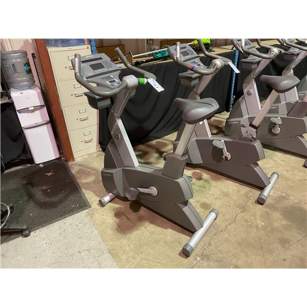 *NL LOC* LIFE FITNESS 95C UPRIGHT BIKE