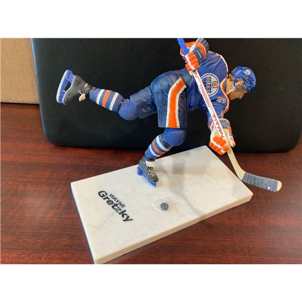 Adjustable Posing Figurine - Hockeys Wayne Gretzky