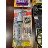 Image 4 : Lot of assorted PEZ hockey items