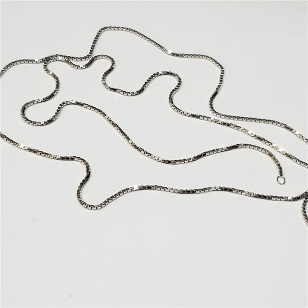 Silver 30 Necklace, Suggested Retail Value $280 (Estimated Selling Price from $42 to $84)