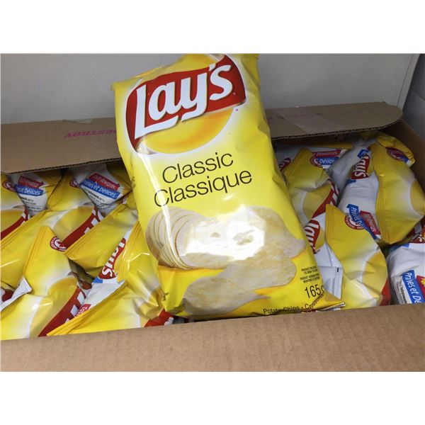 Case of Lays Classic Potato Chips (18 x 165g)