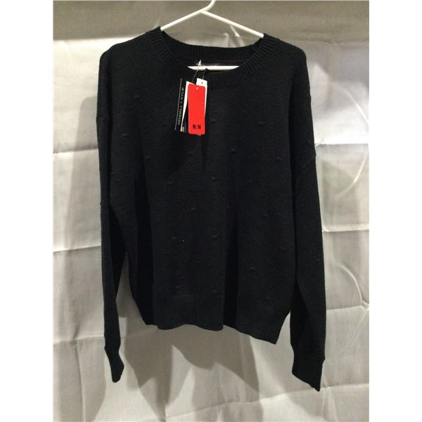 Kendall  Kylie Button Sweater (M)