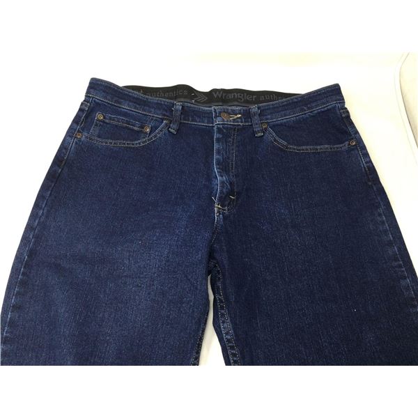 Wrangler Denim (33 x 32)