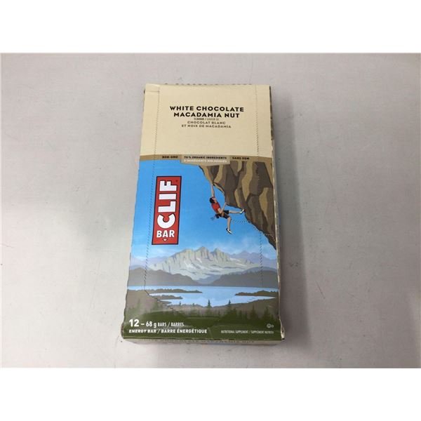 Cliff White Chocolate Macadamia Nut Energy Bars (12 x 68g)