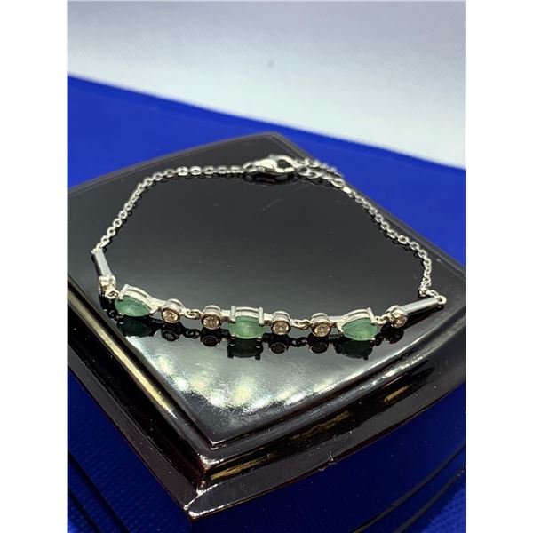 Ladies NEW Oval  Pear Cut natural Emerald Gemstones 4.66Ct Bracelet set in stamped 925 Silver, with 