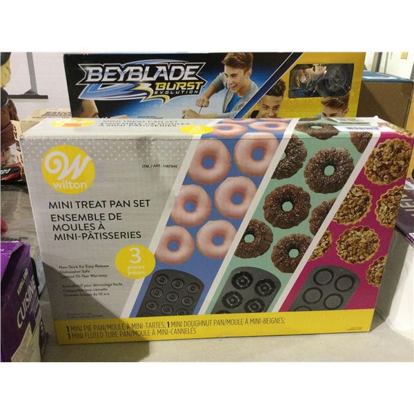 Wilton Mini Treat Pan SetÂ 