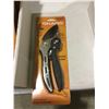 Image 2 : Case of 5 FiskarsÂ Ratchet Hand Pruners
