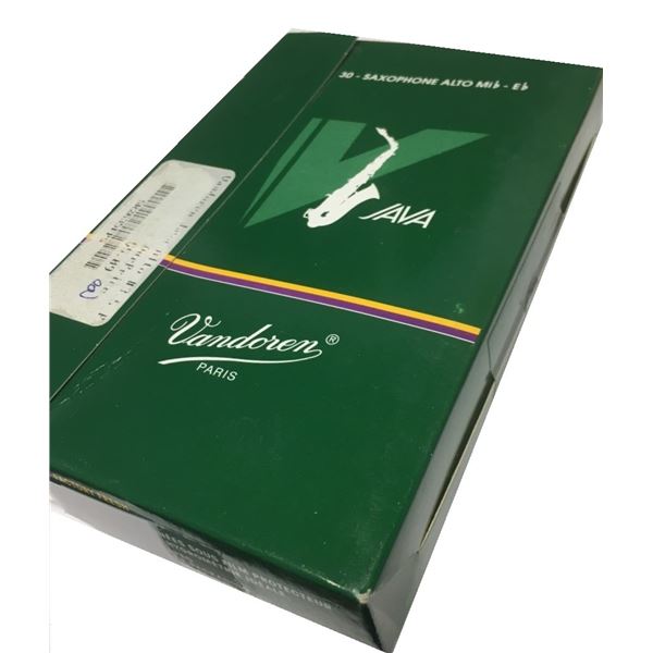 TWENTY TWO!! Vandoren Java  Alto Sax Reeds 3.5