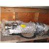 Image 1 : ENGINE CRANK