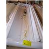 Image 2 : FLUORESCENT LIGHT FIXTURE & LOT OF PLASTIC SHELVES