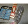 Image 2 : SABERLIGHT FLASHLIGHT LANTERN BULB DISPLAY & A WESTINGHOUSE 900w BULB