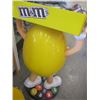 Image 2 : M&Ms DISPLAY