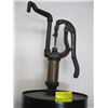 Image 2 : 15 GALLON TEXACO DRUM WITH IMPERIAL OIL PUMP