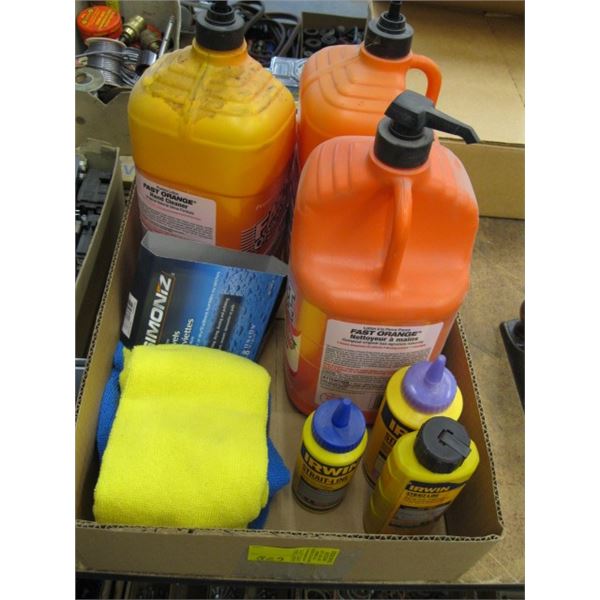 FAST ORANGE HANDWASH, MICROFIBER TOWELS & 3 CONTAINERS OF STRAIGHT LINE CHALK