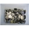 Image 2 : PLASTIC BOX WITH ASST. COINS, SOME SILVER, MOSTLY CANADIAN & AMERICAN