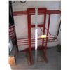 Image 1 : METAL BATTERY STAND