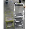 Image 1 : 3 STEP PAINTER'S LADDER & A SMALL 2 STEP KITCHEN STOOL