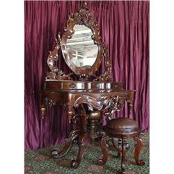 MAJESTY BILTMORE VICTORIAN DRESSER VANITY #1621569