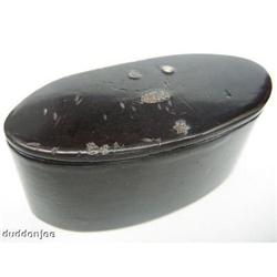 Papier Mache Oval Snuff Box (c1840) #1644101