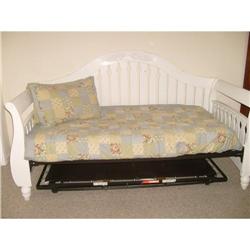 White Antique Daybed with Trundle #1644389