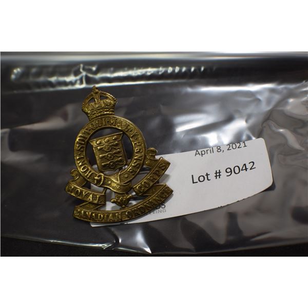 CANADIAN MILITARY CAP BADGE ----  CANADIAN ORDANCE