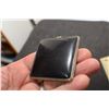 Image 3 : ANTIQUE SILOHUETTE COMPACT