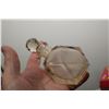 Image 3 : CRYSTAL PERFUME BOTTLE