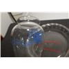 Image 3 : SASKATCHEWAN 1955 JUBILEE VASE / EYEBROW HARDWARE GLASS PLATE