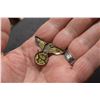 Image 2 : NAZI BADGE FOR ??