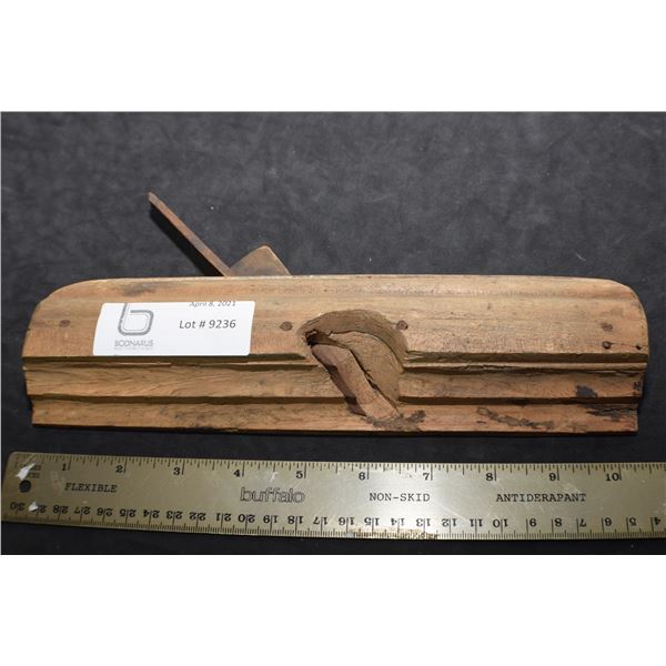 OAK MOLDING     WOODPLANE CARPENTRY TOOL