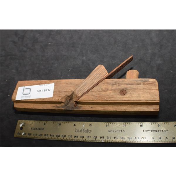 OAK MOLDING     WOODPLANE CARPENTRY TOOL