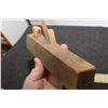 Image 2 : OAK MOLDING     WOODPLANE CARPENTRY TOOL