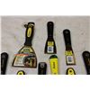Image 3 : Assortment of Taping Knives