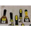 Image 3 : Assortment of Taping Knives