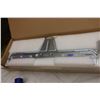 Image 3 : Cable Management Arm Kit in Box