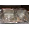 Image 3 : Stainless Steel Double Sink 21" x 31"