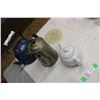 Image 1 : Three Tea Pots