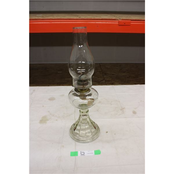 Coal Oil Lamp with Chimney