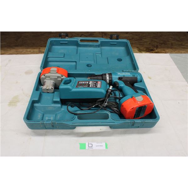 Makita Rechargeable Drill with Carrying Case