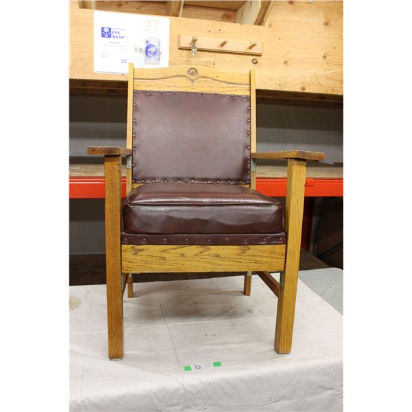 Wooden Chair with Armrests and Leather Cushions