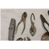 Image 4 : Big Lot of Pliers, vise grips, utility knife