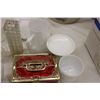 Image 2 : Misc Glass Lot, white and clear glass