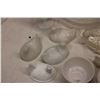 Image 5 : Misc Glass Lot, white and clear glass
