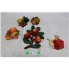 Image 1 : Five Pieces of Decorative Chalkware